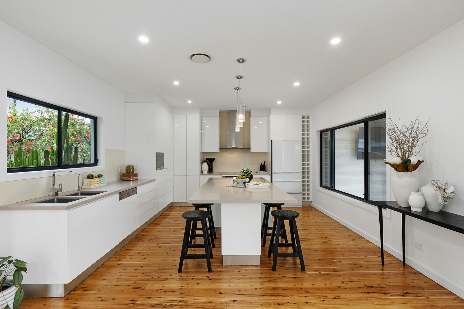 14 Booraba Ave, Lindfield_Kitchen.jpg