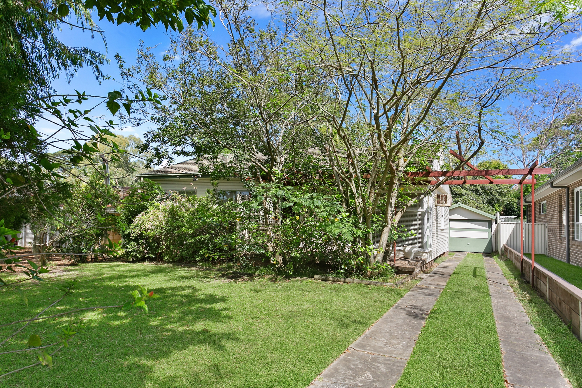 27 Formosa Street, SYLVANIA