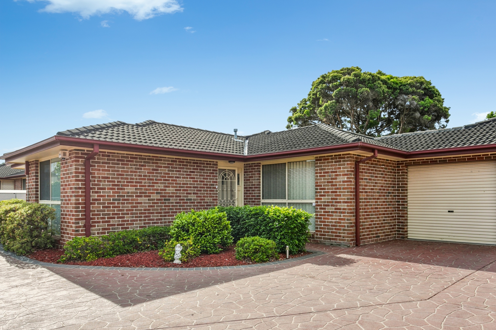 3/95 MacKenzie Street, REVESBY