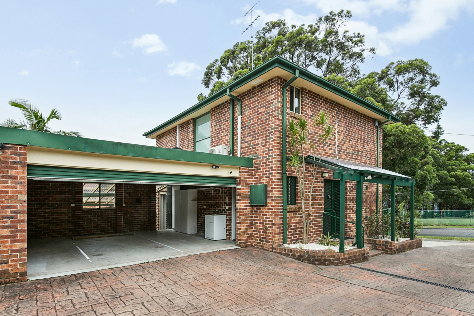 74 Lorraine Street, PEAKHURST HEIGHTS