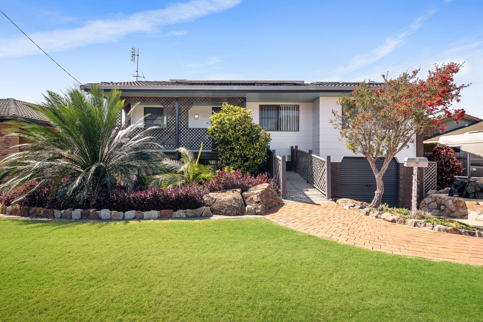 3 Oleander Drive,Scotts Head