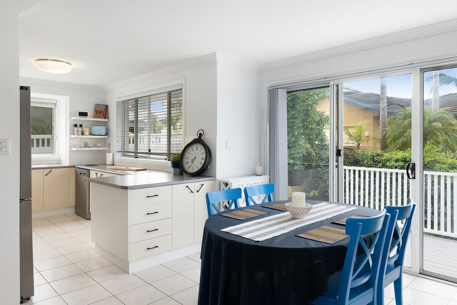 dining_kitchen