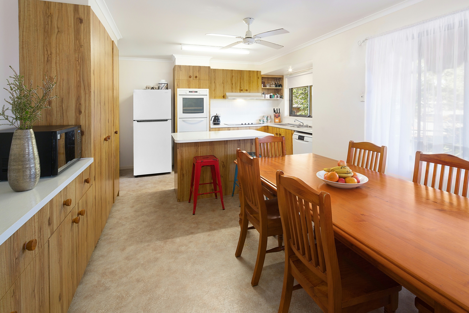 kitchen_dining