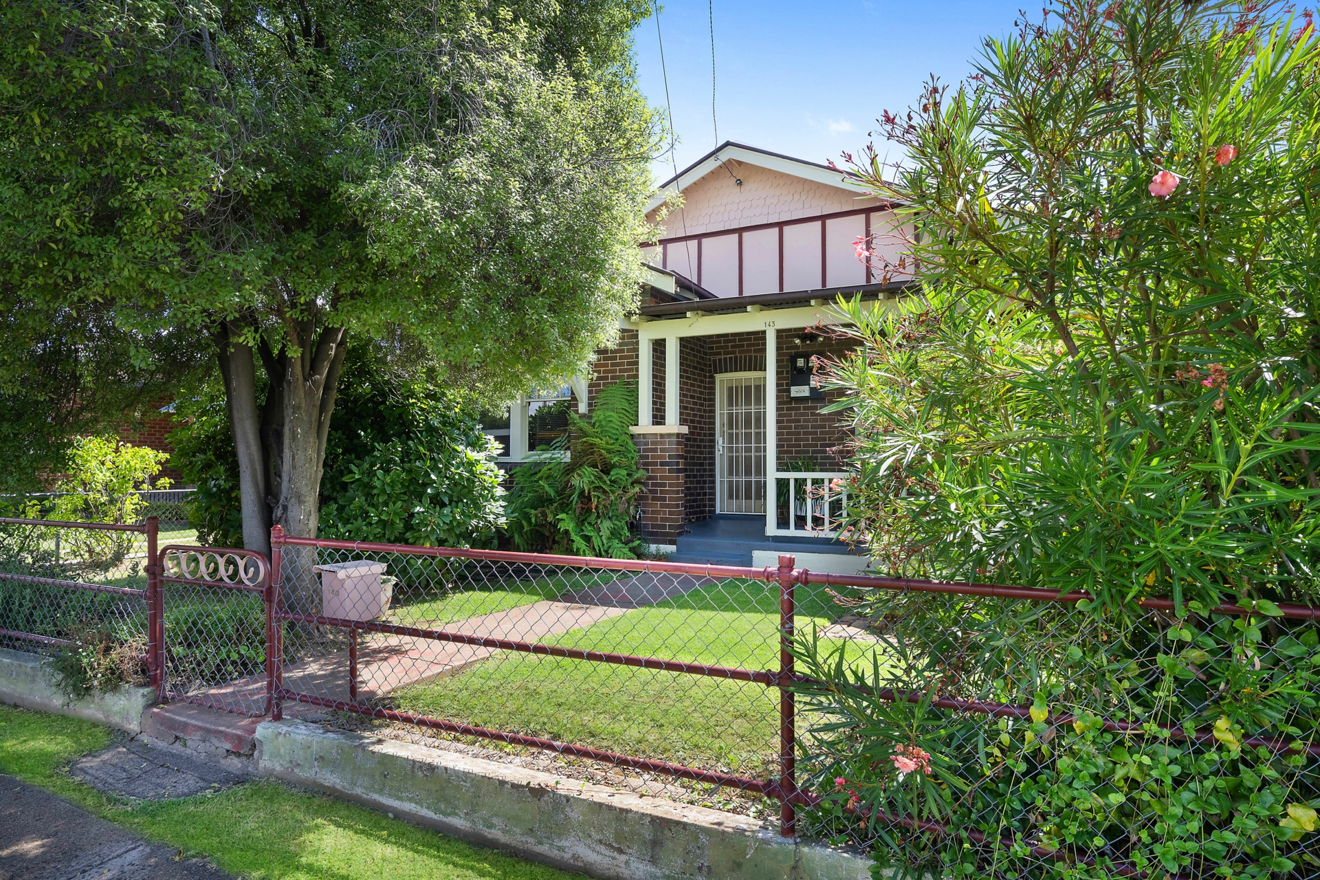 143 Hill Street,Orange