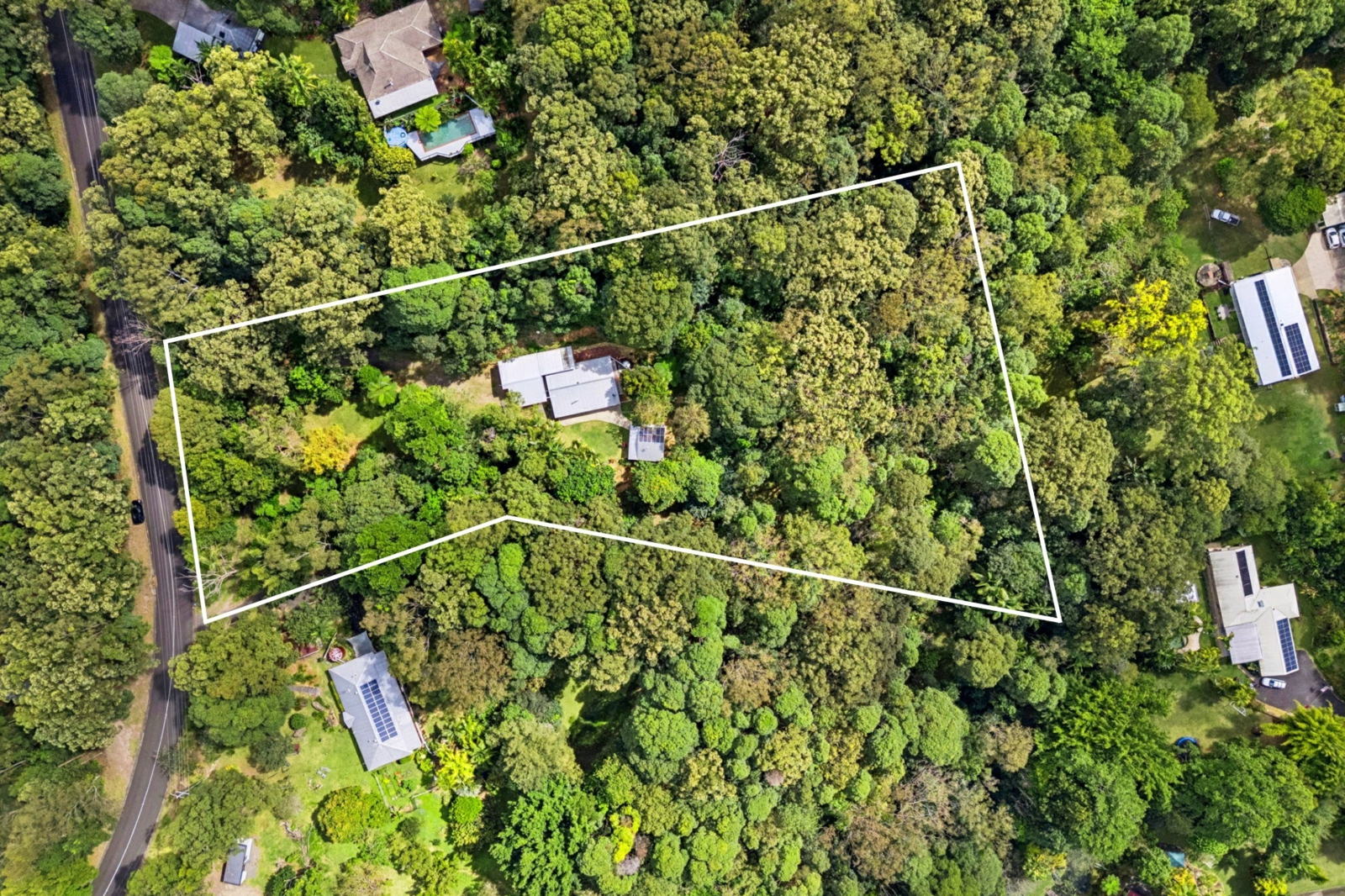 35 Elouera Drive - Outline hi res.jpg