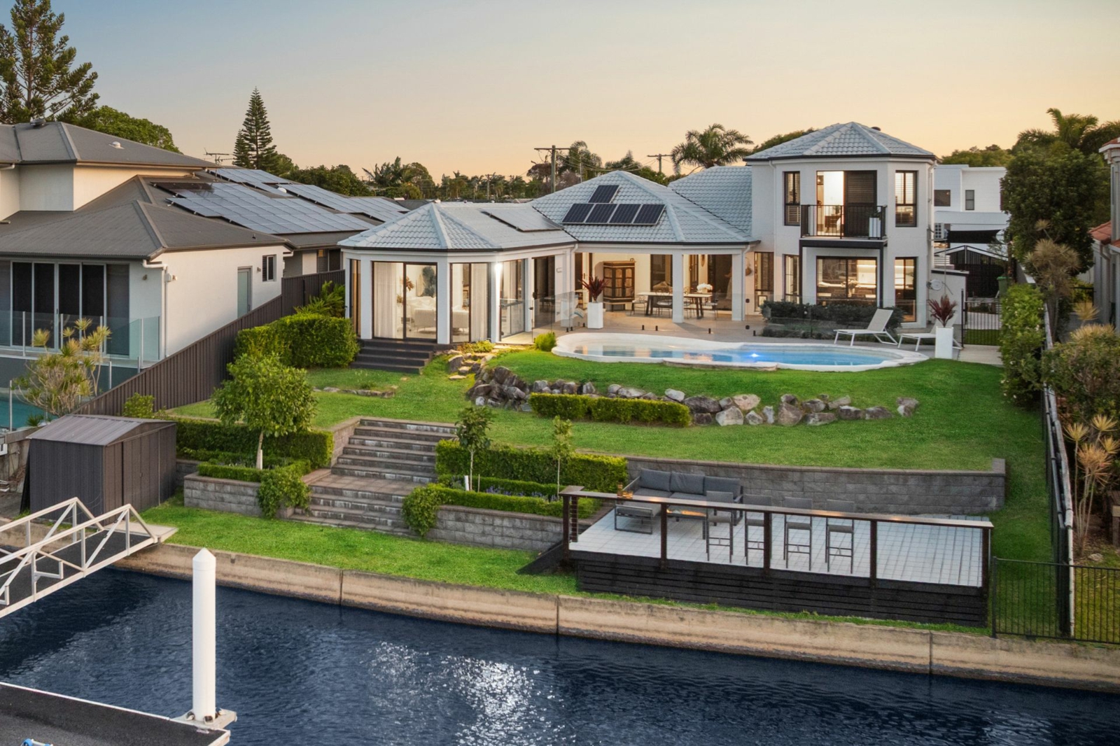 112 Sunbird Chase,Parrearra