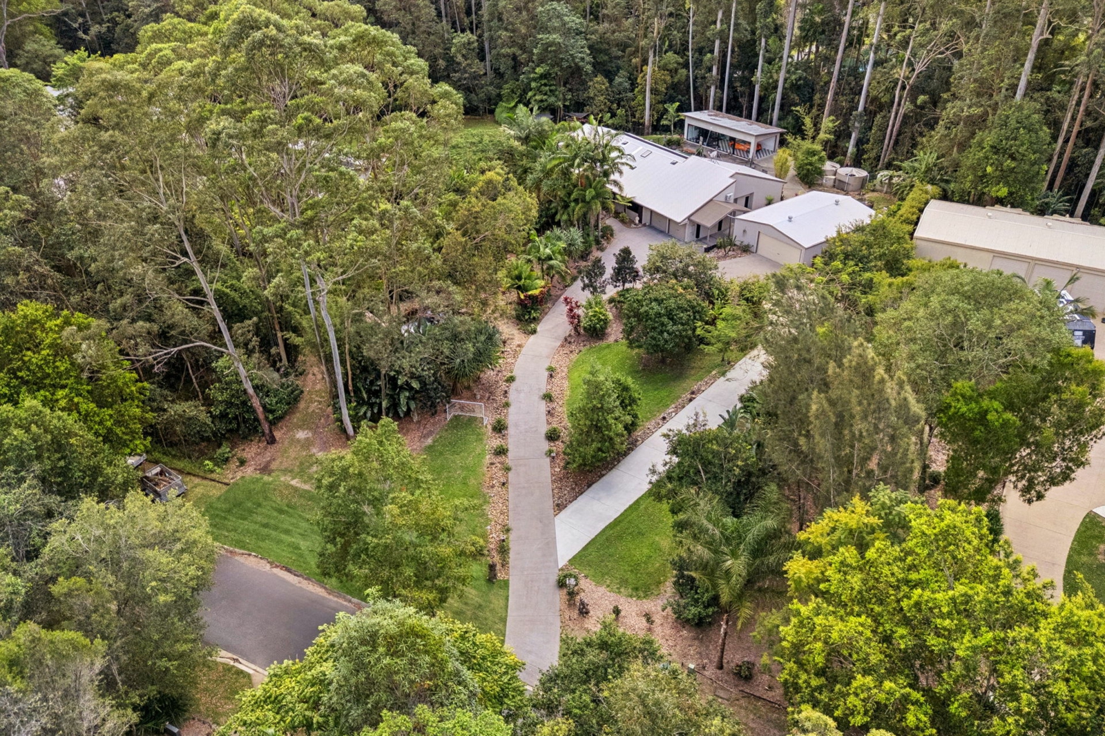 50 Monarch Place