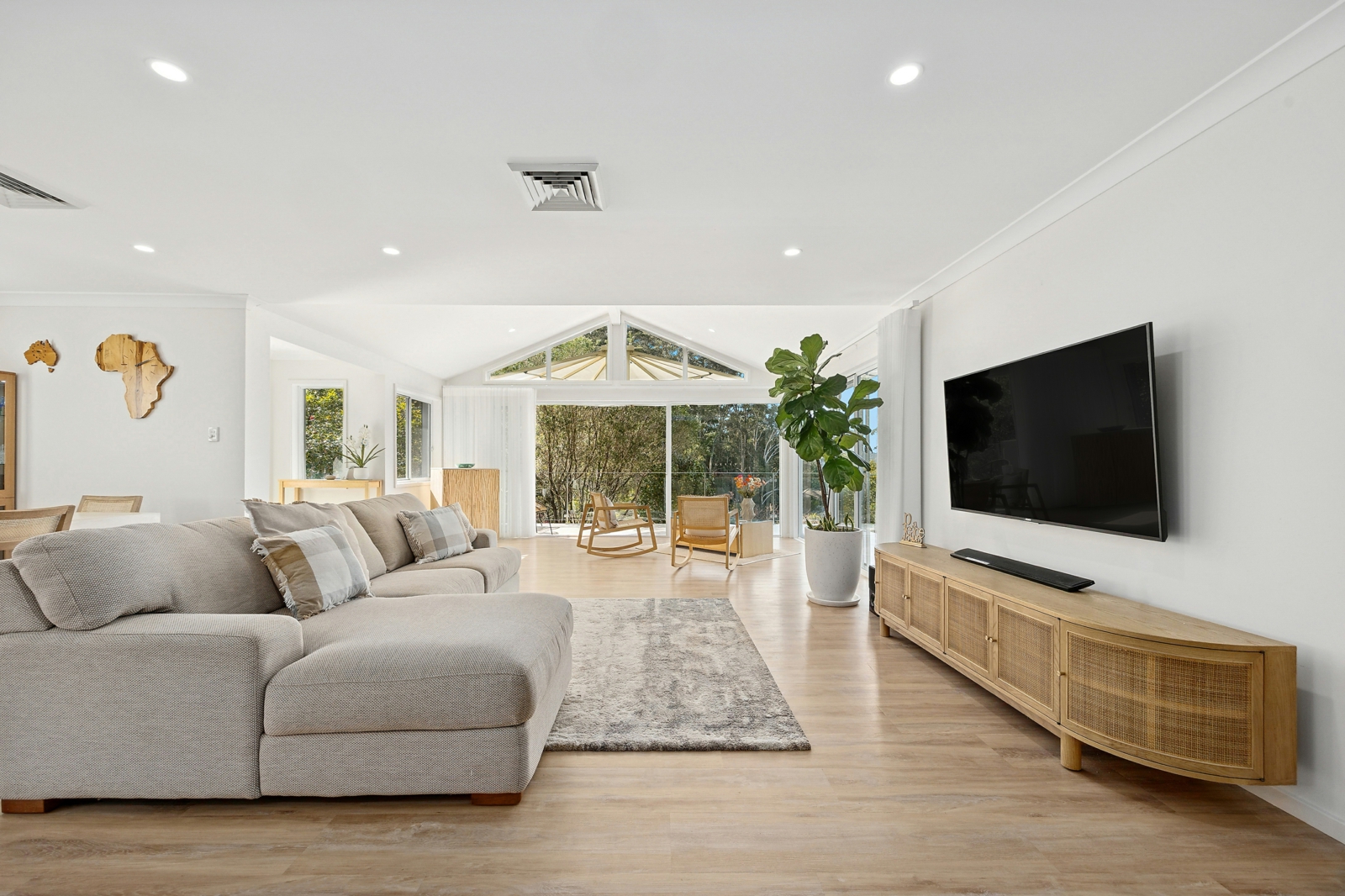 8 Chapman Crescent, AVOCA BEACH