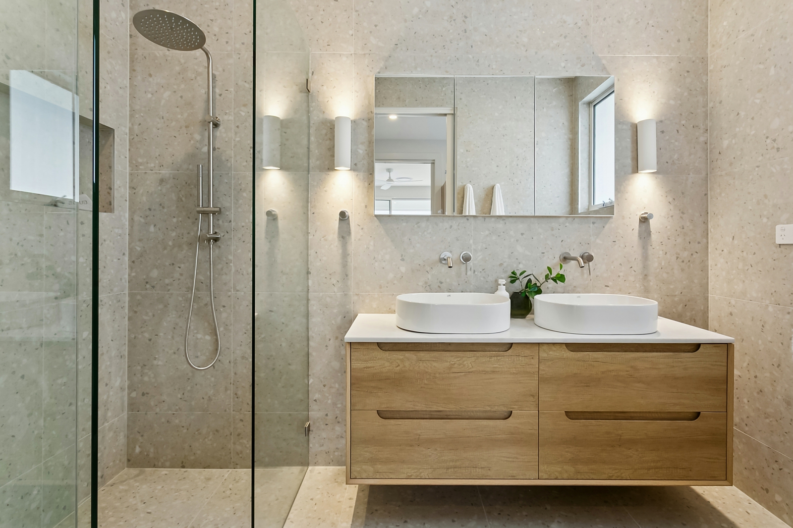 Bath-02.jpg