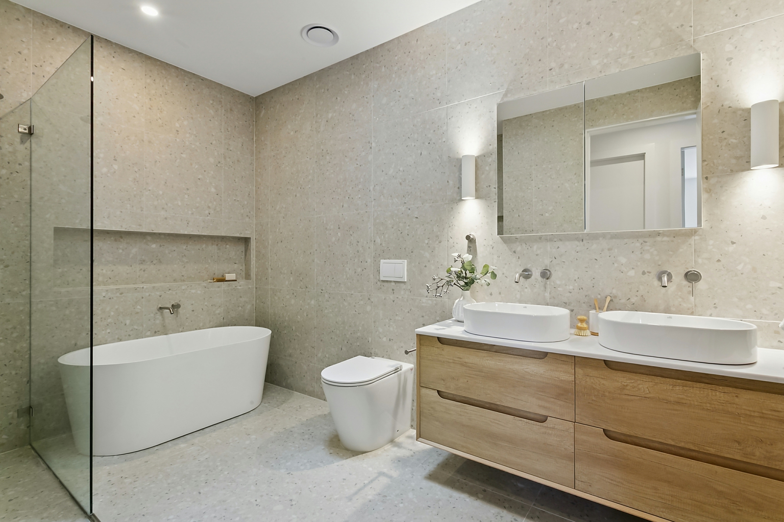 Bath-03.jpg