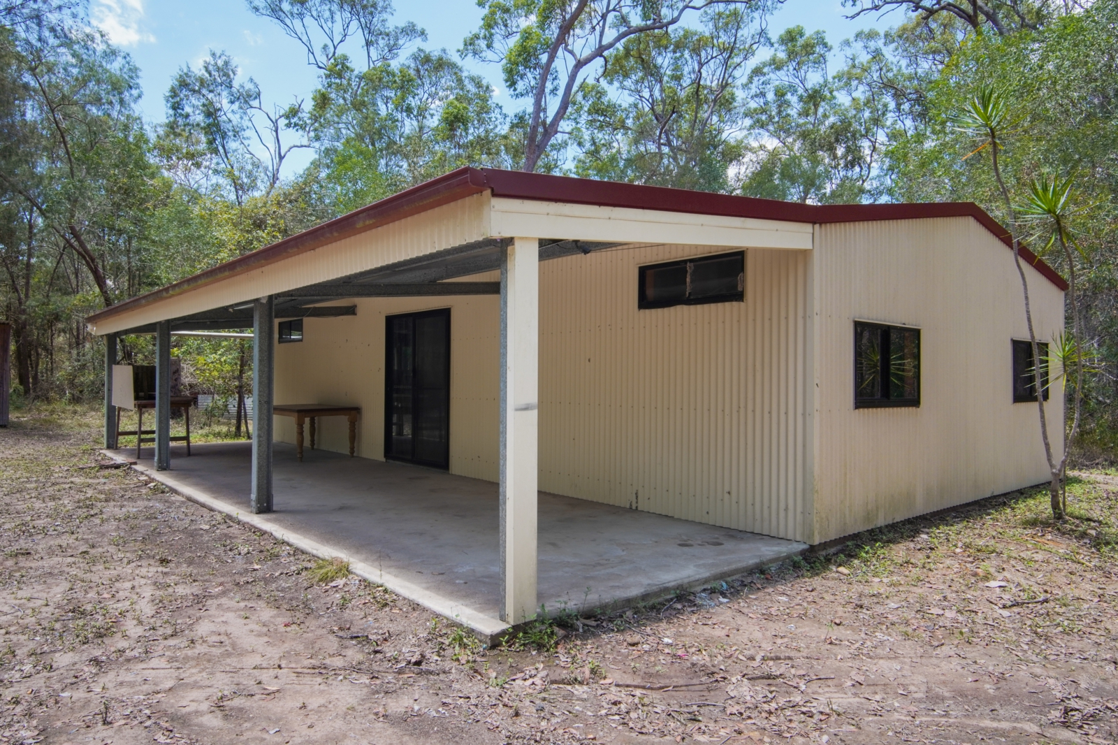 230 Dillon Road,Captain Creek