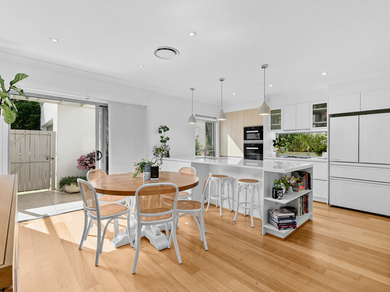 17/25 Salt Water Crescent, KINGSCLIFF