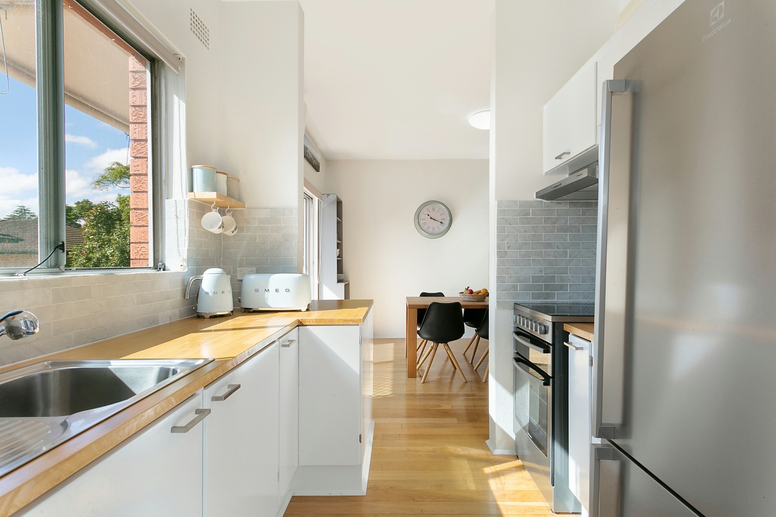 kitchen_dining