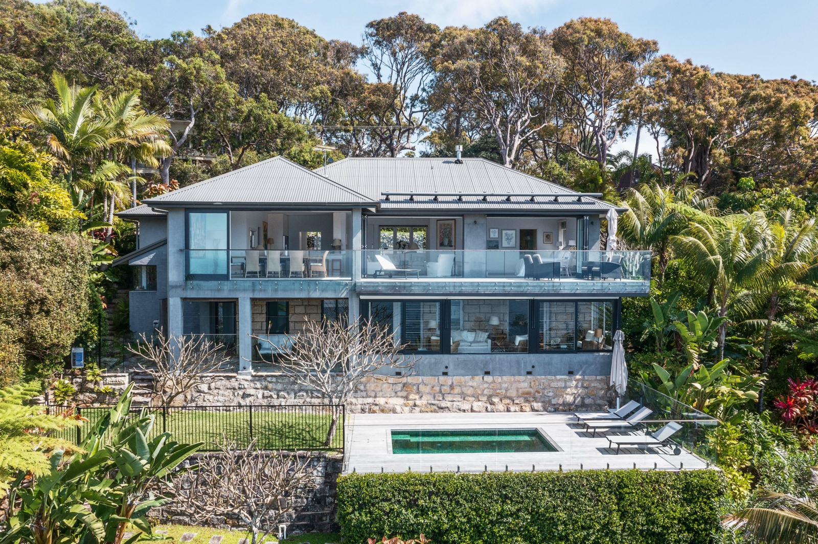 145 Pacific Road, PALM BEACH