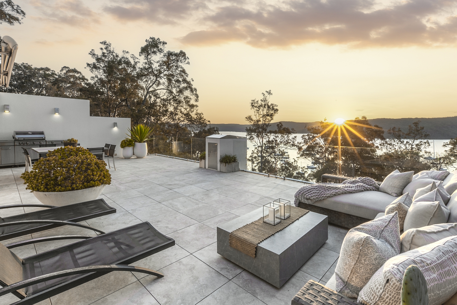 5 Paradise Avenue, AVALON BEACH