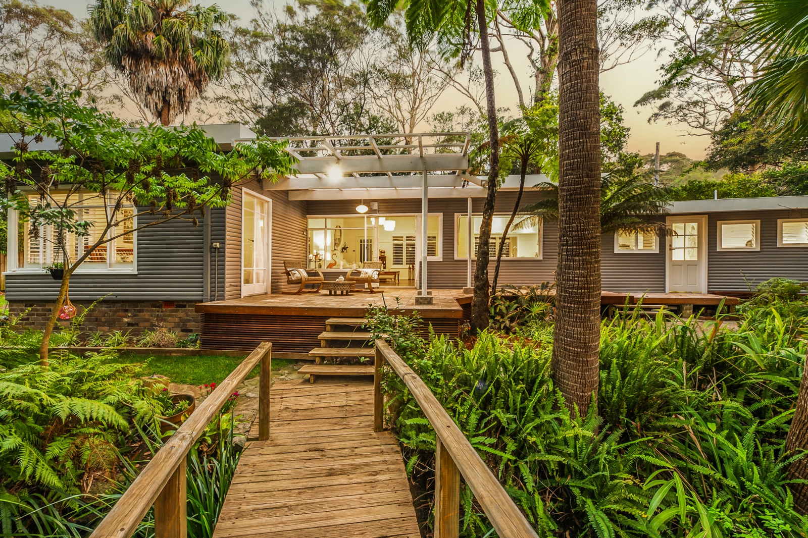 2 Ruskin Rowe, AVALON BEACH