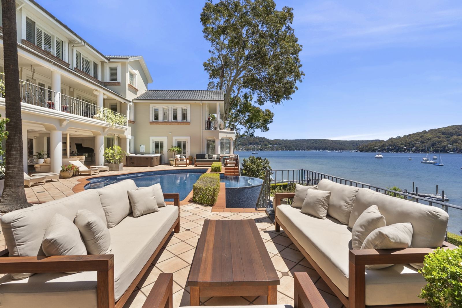 92-94 Prince Alfred Parade