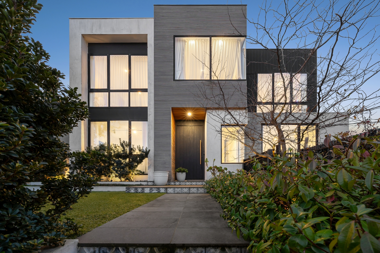 9 Gramatan Avenue, BEAUMARIS