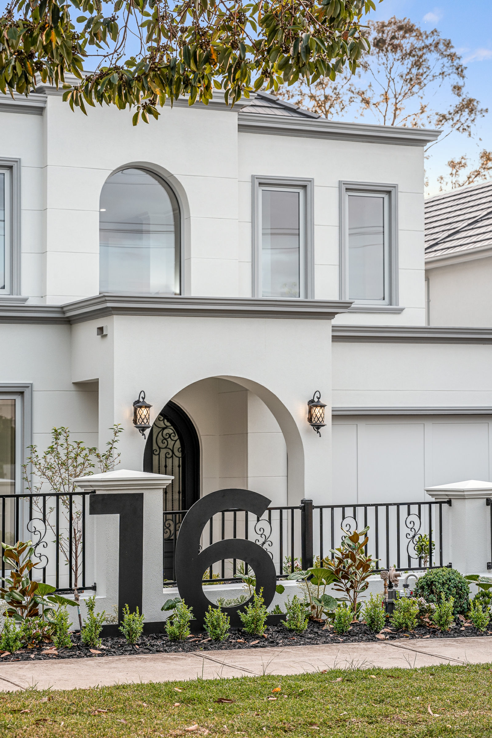 16 Asquith Street, BOX HILL SOUTH