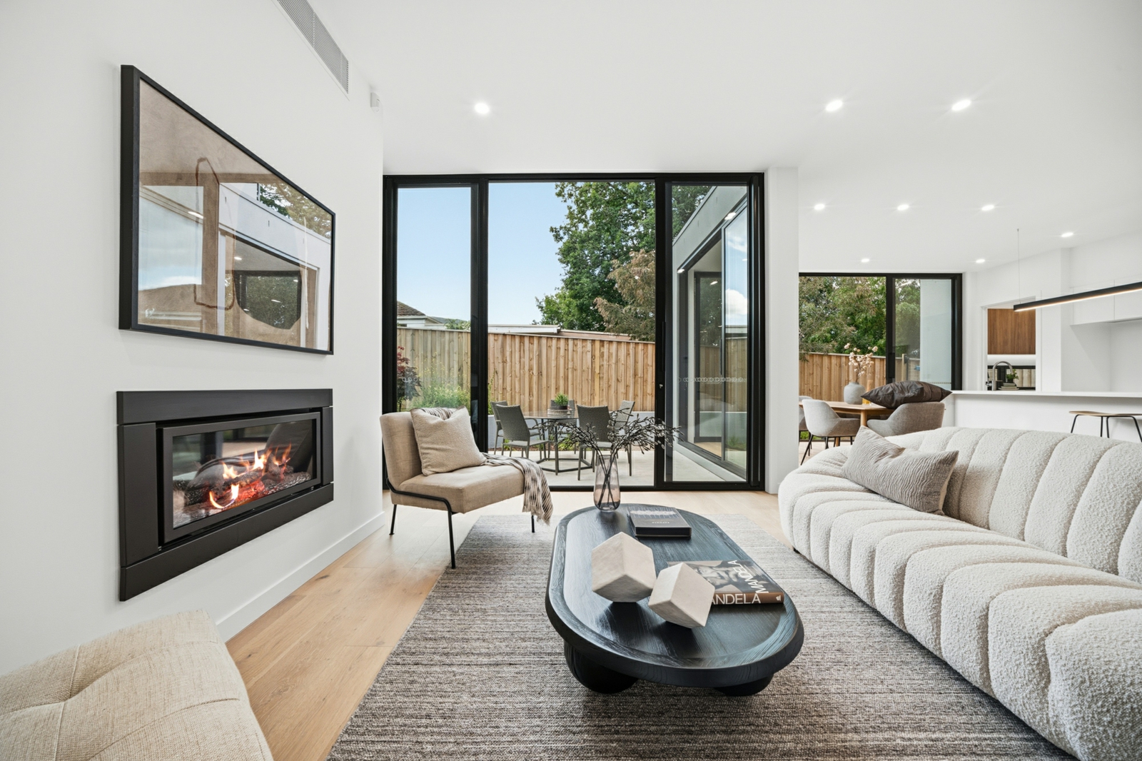 2/50 Belgravia Avenue,Mont Albert North