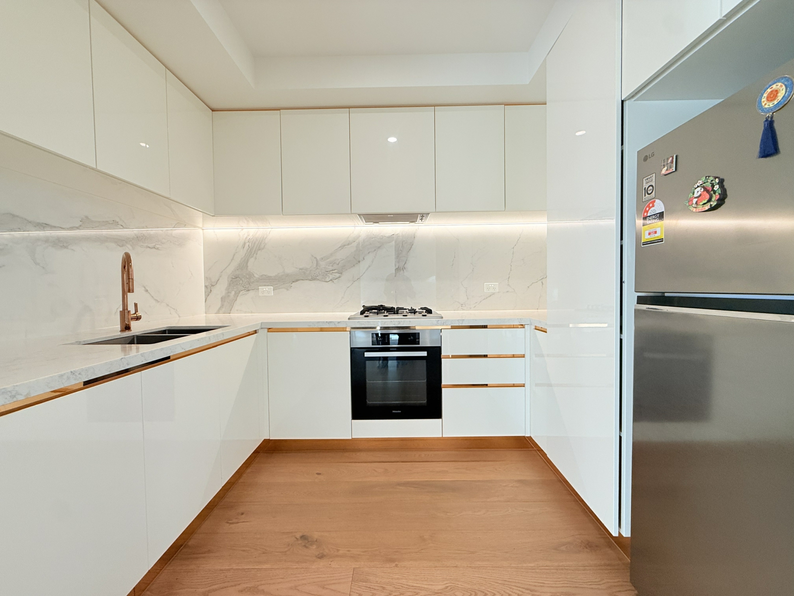 2509/845 Whitehorse Road,Box Hill