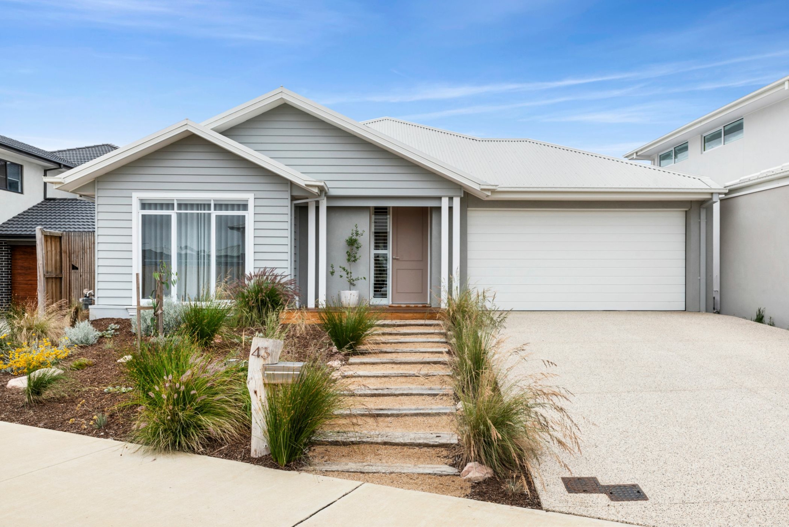 43 Cornflower Way, MOUNT DUNEED