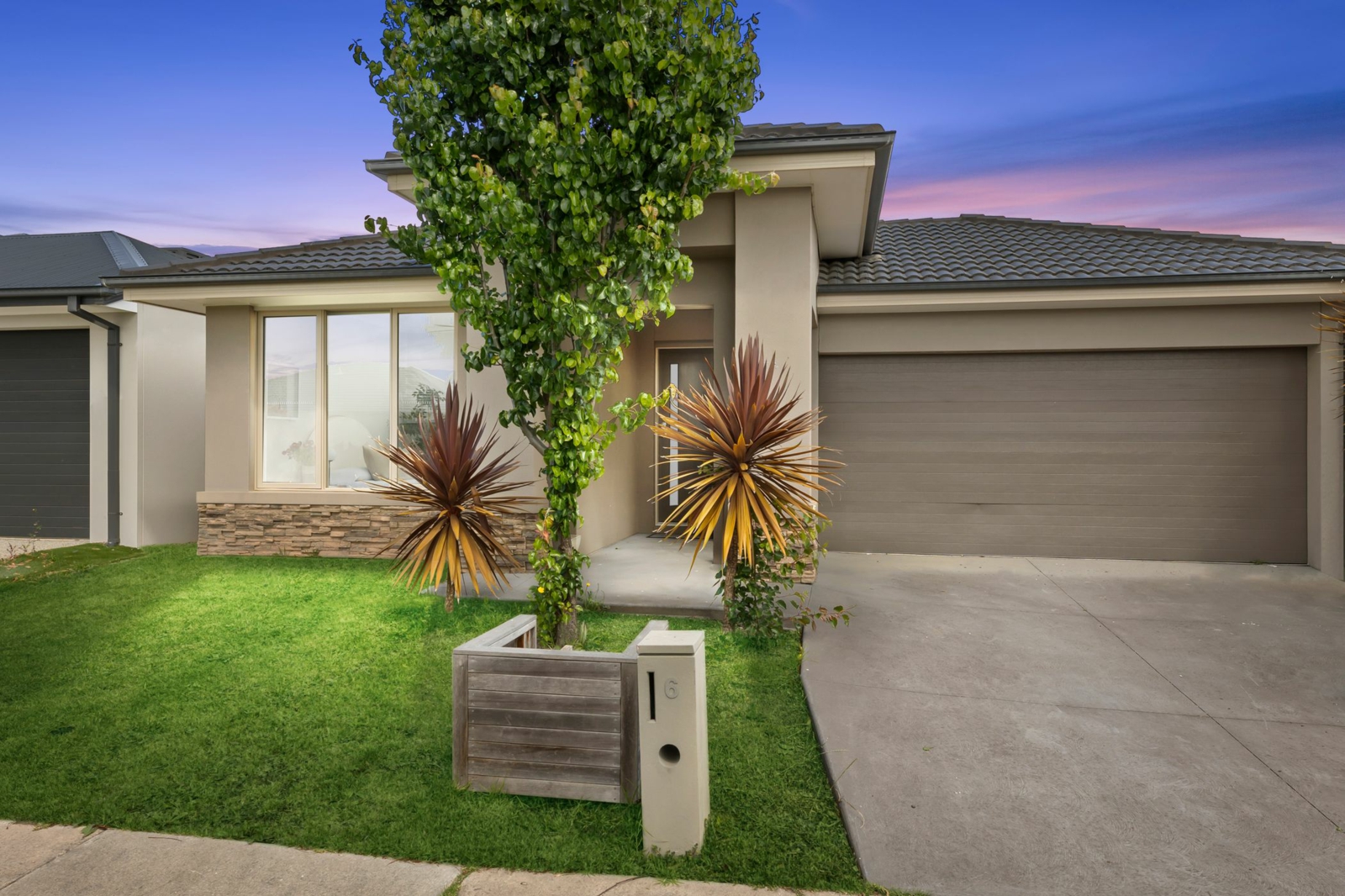 6 Galactic Street,Mount Duneed
