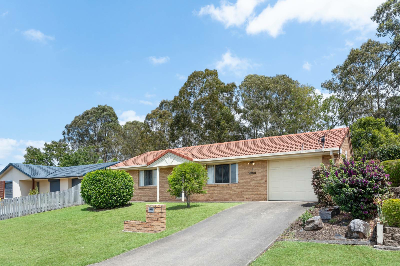8 Haswell Court, Raceview, QLD 4305