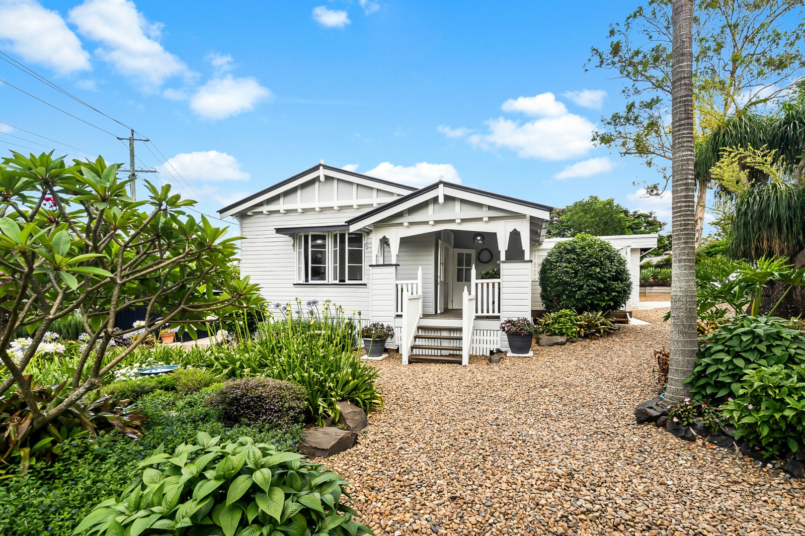 2A Rowland Terrace,Sadliers Crossing
