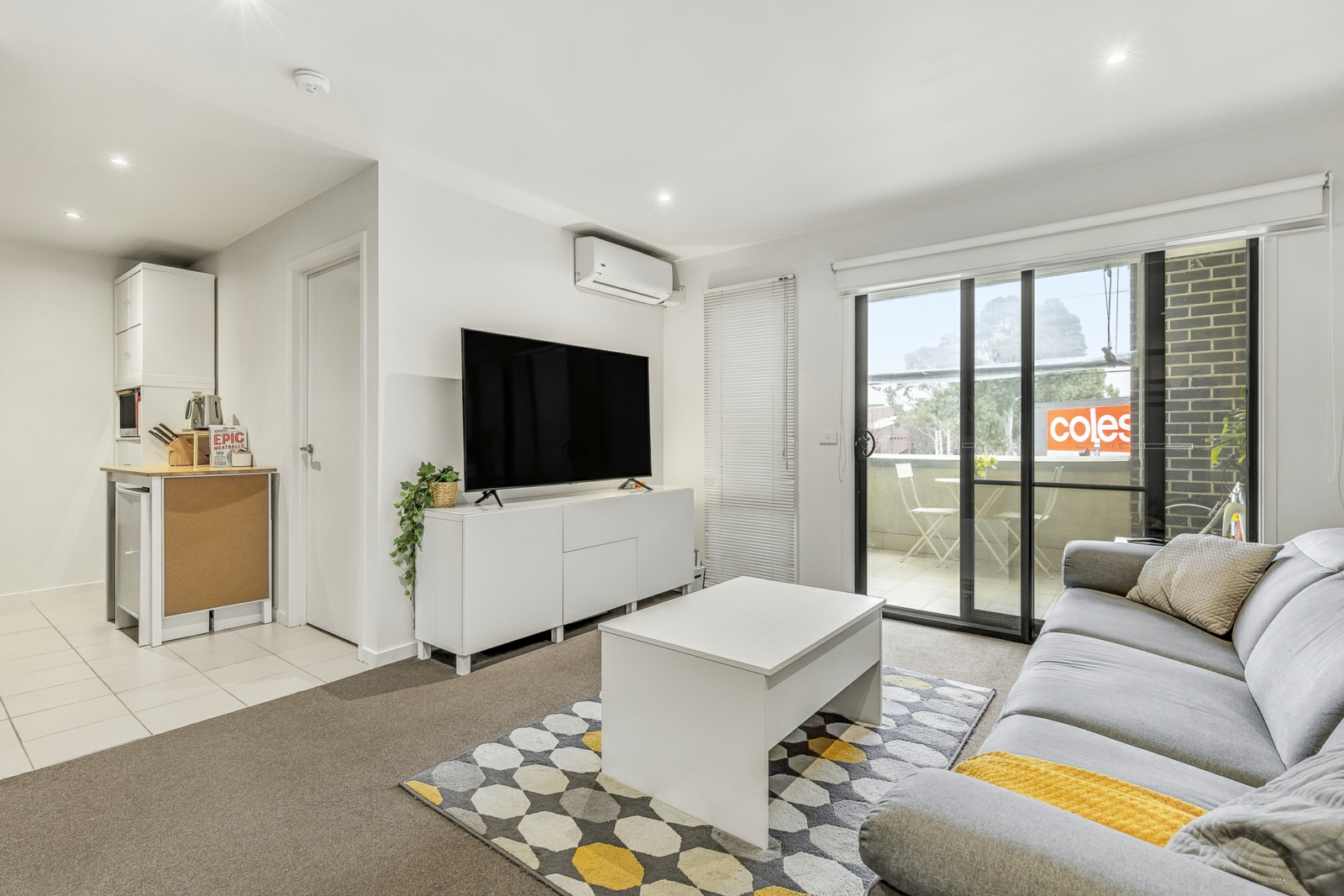 15/1324-1328 Centre Road, CLAYTON SOUTH