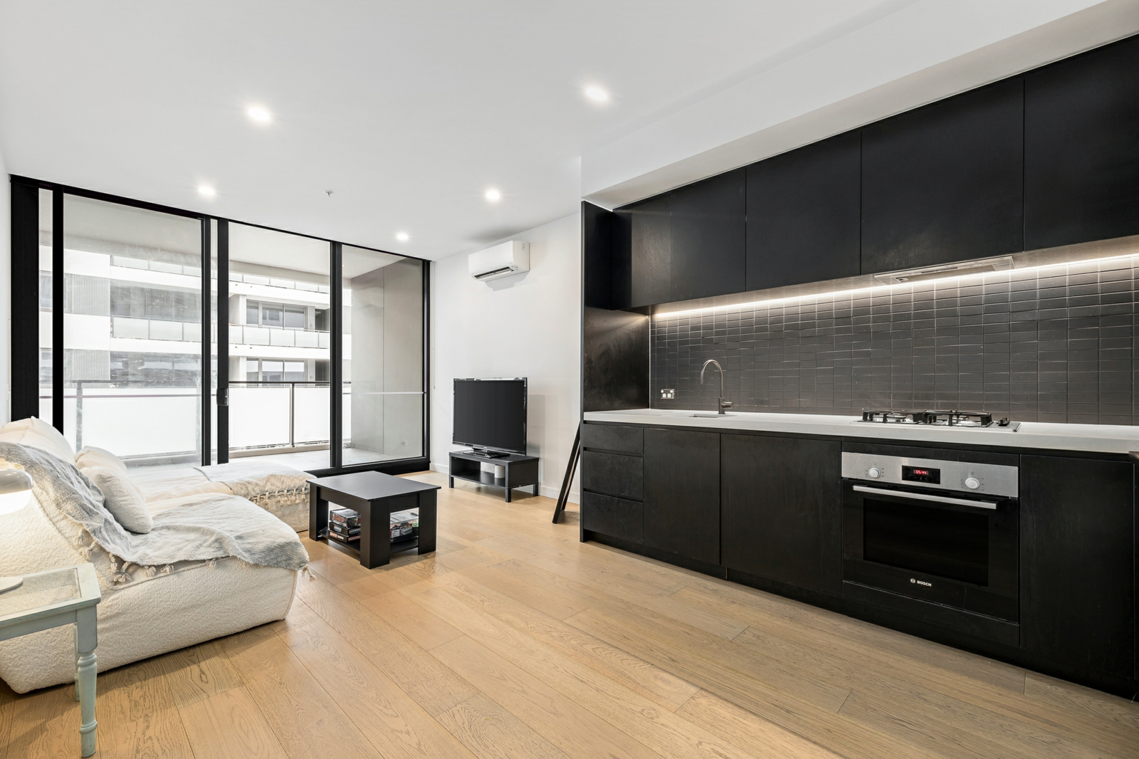 312/1408 Centre Road, CLAYTON SOUTH