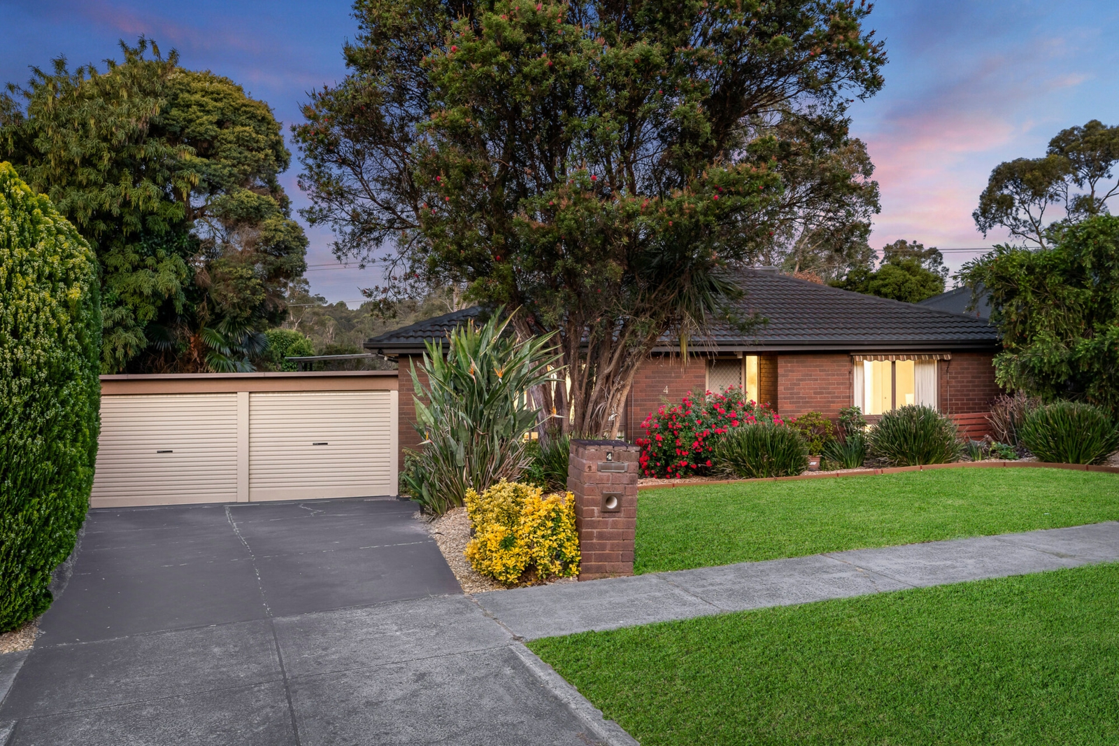 4 Lisbon Court, DONCASTER EAST