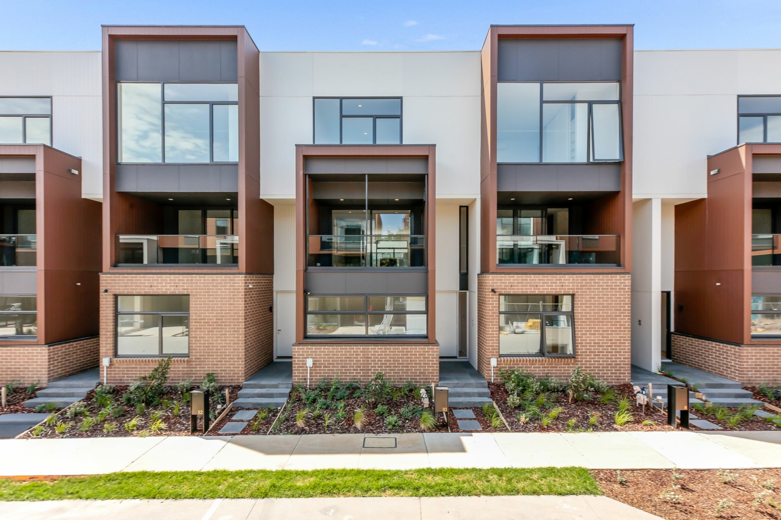 10 Jasmine Circuit, Glen Waverley, VIC 3150