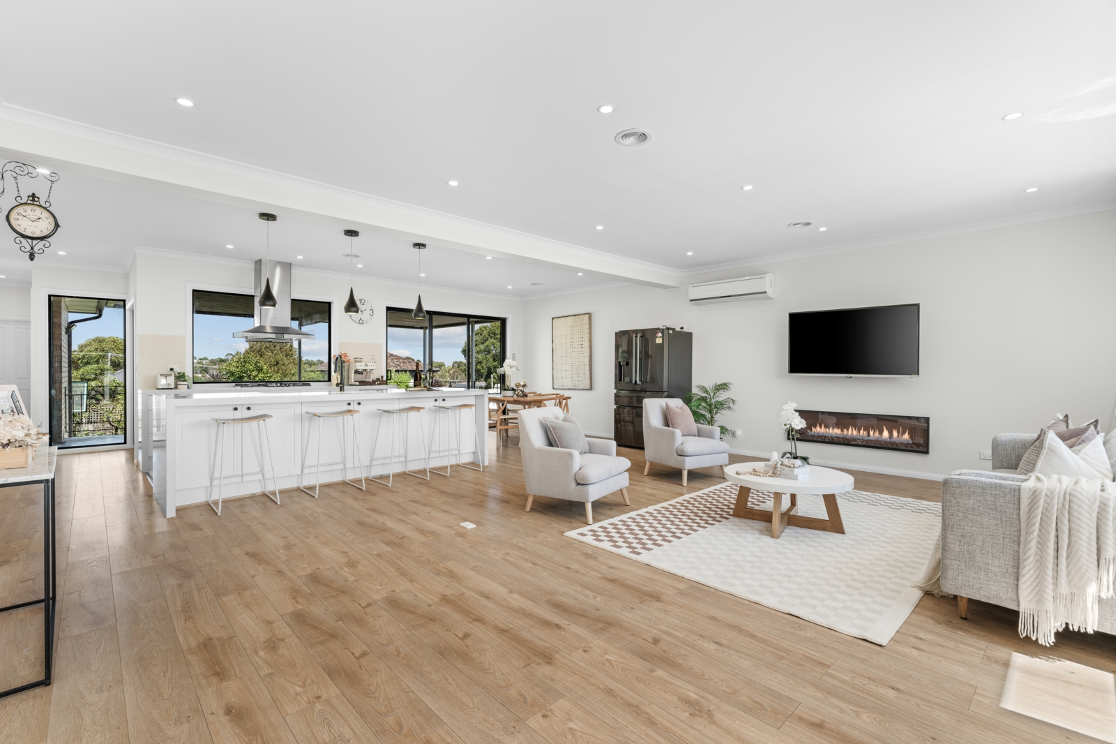 408 Springfield Road, MITCHAM