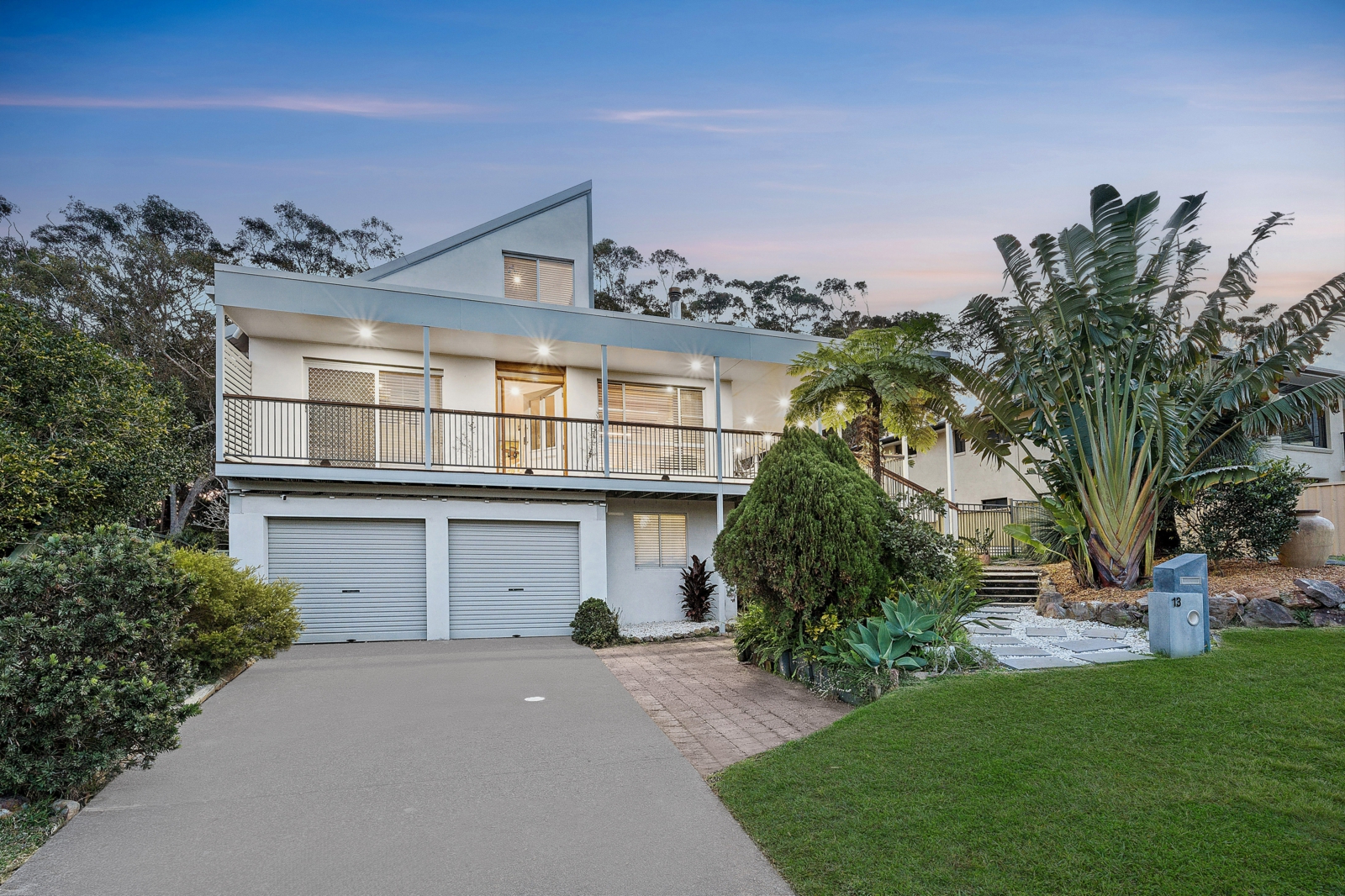 13 John Phillip Drive,Bonny Hills