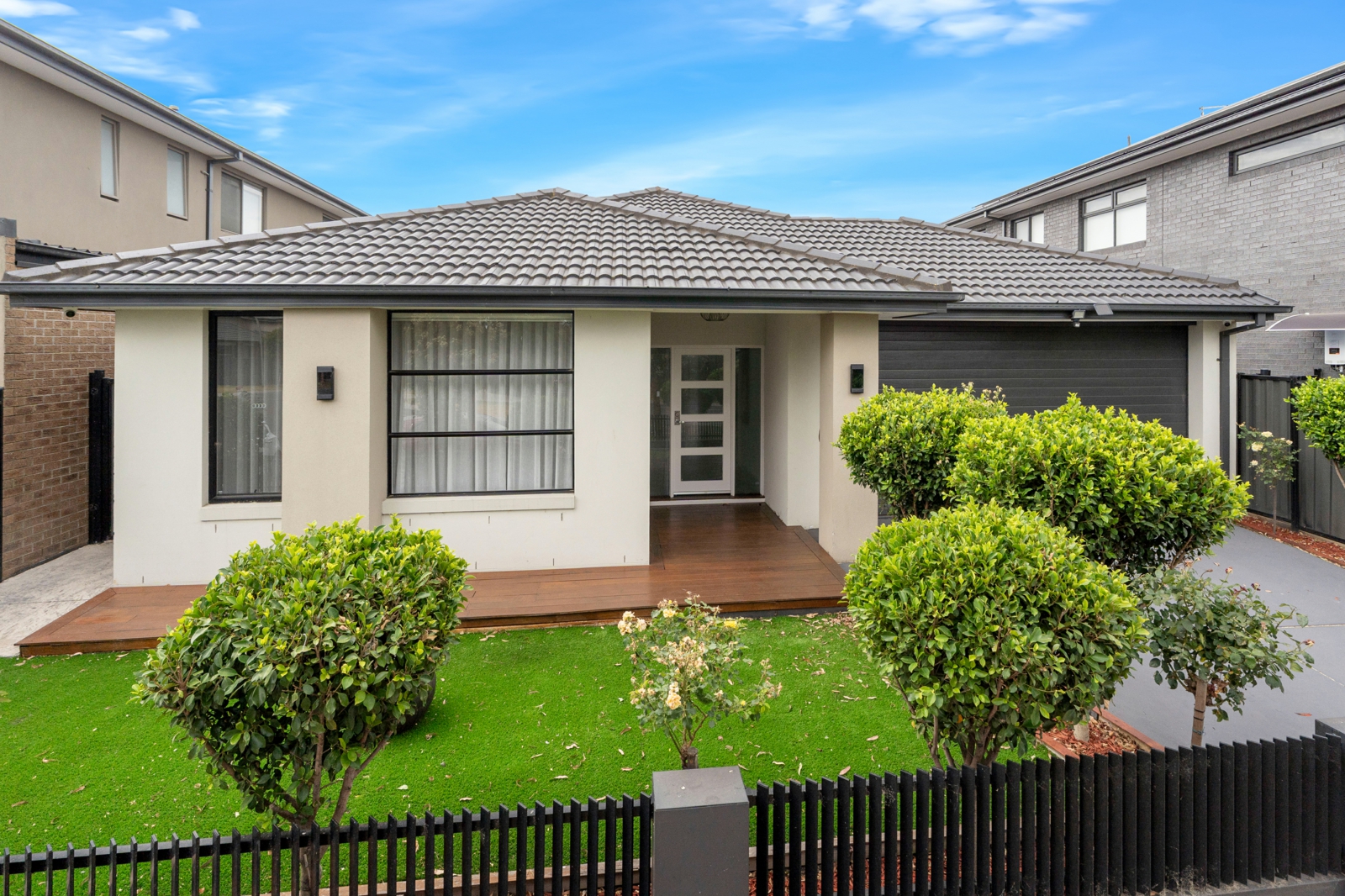 592 Grand Boulevard, CRAIGIEBURN