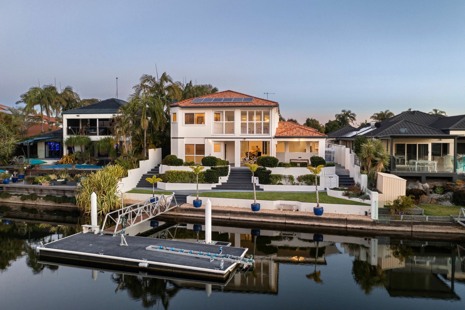 104 Sunbird Chase, PARREARRA