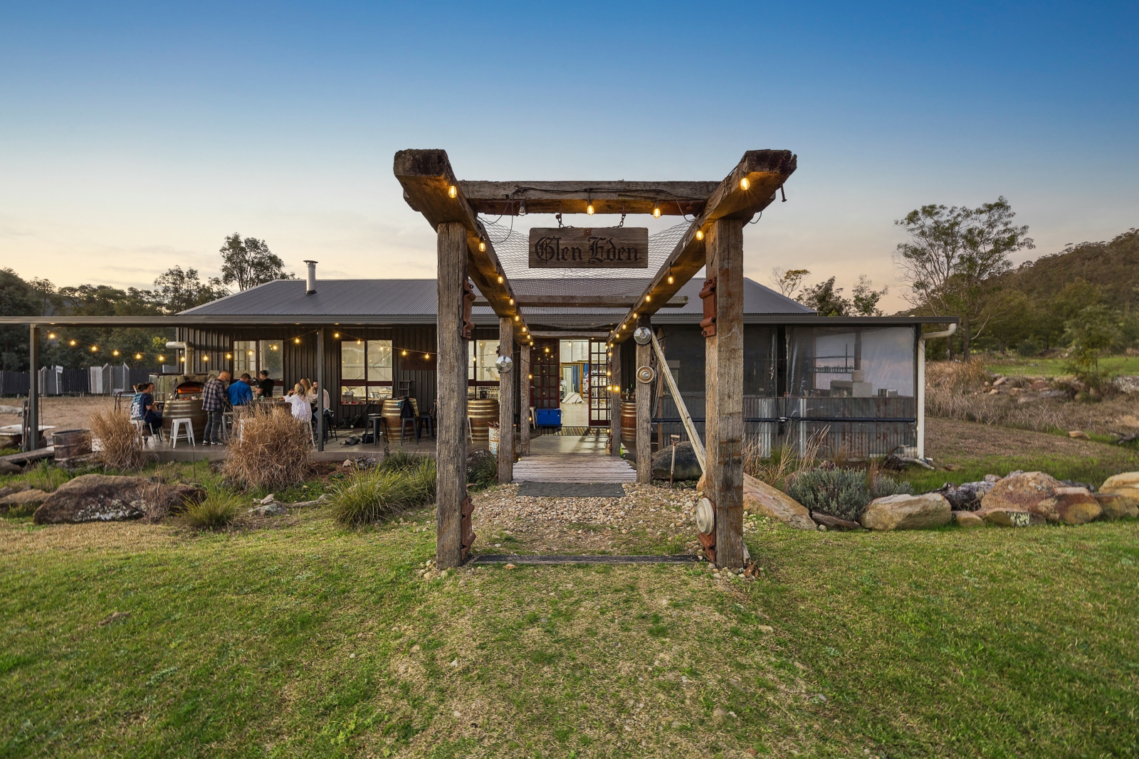 587 Wollombi Road, BROKE