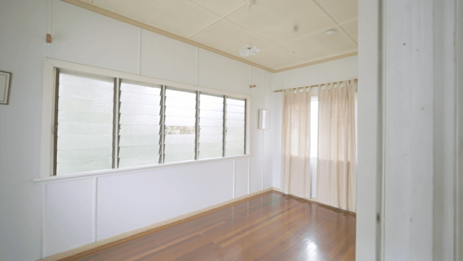 99 Dixon Street,Sunnybank