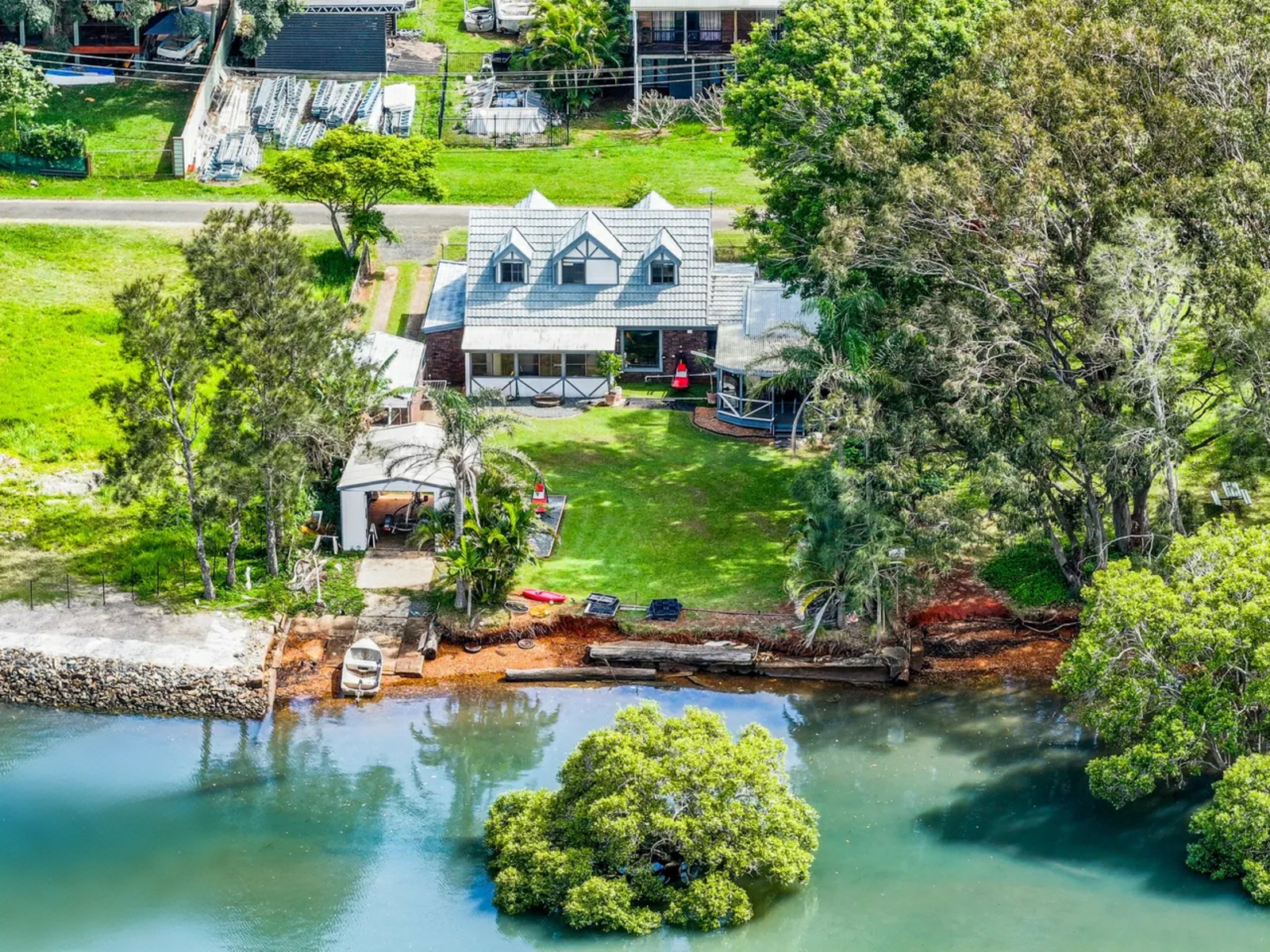 18 Emerson Street,Russell Island