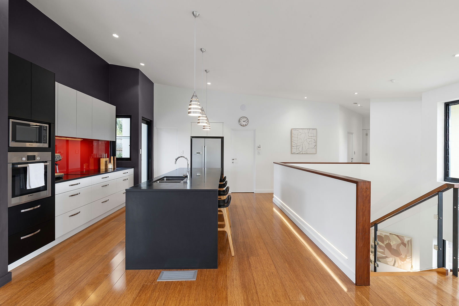 45 Cobran Rd, Cheltenham_Kitchen.jpg