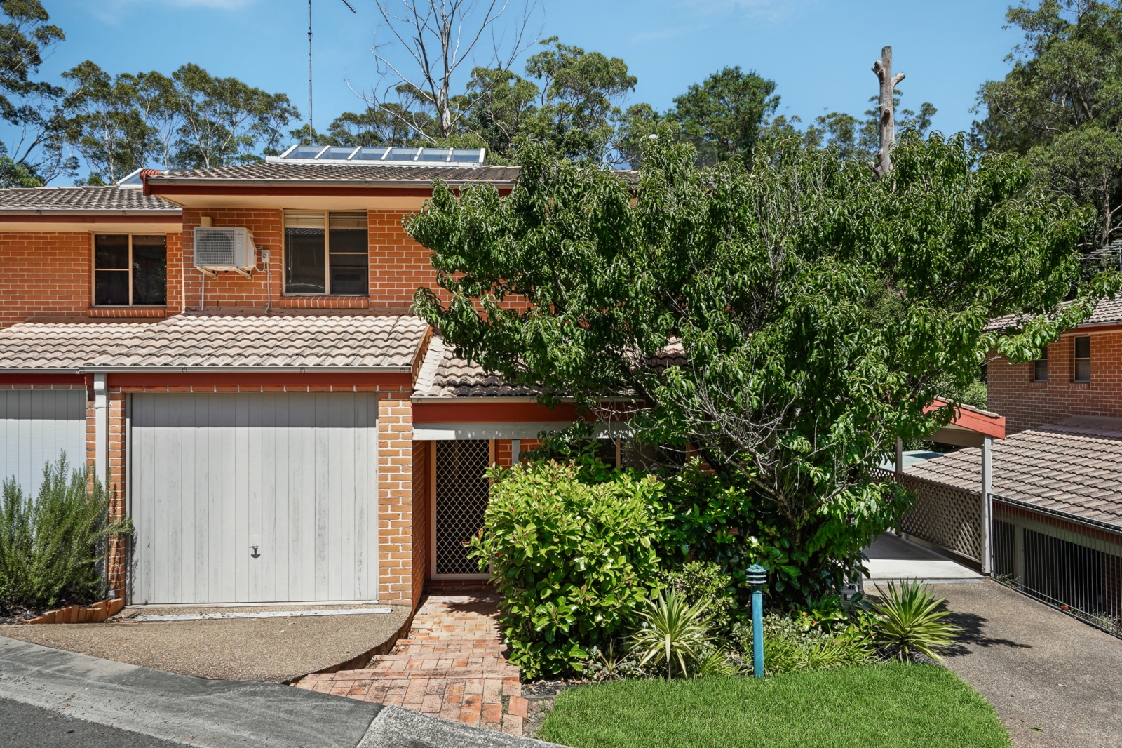 6 Summerwood Way
