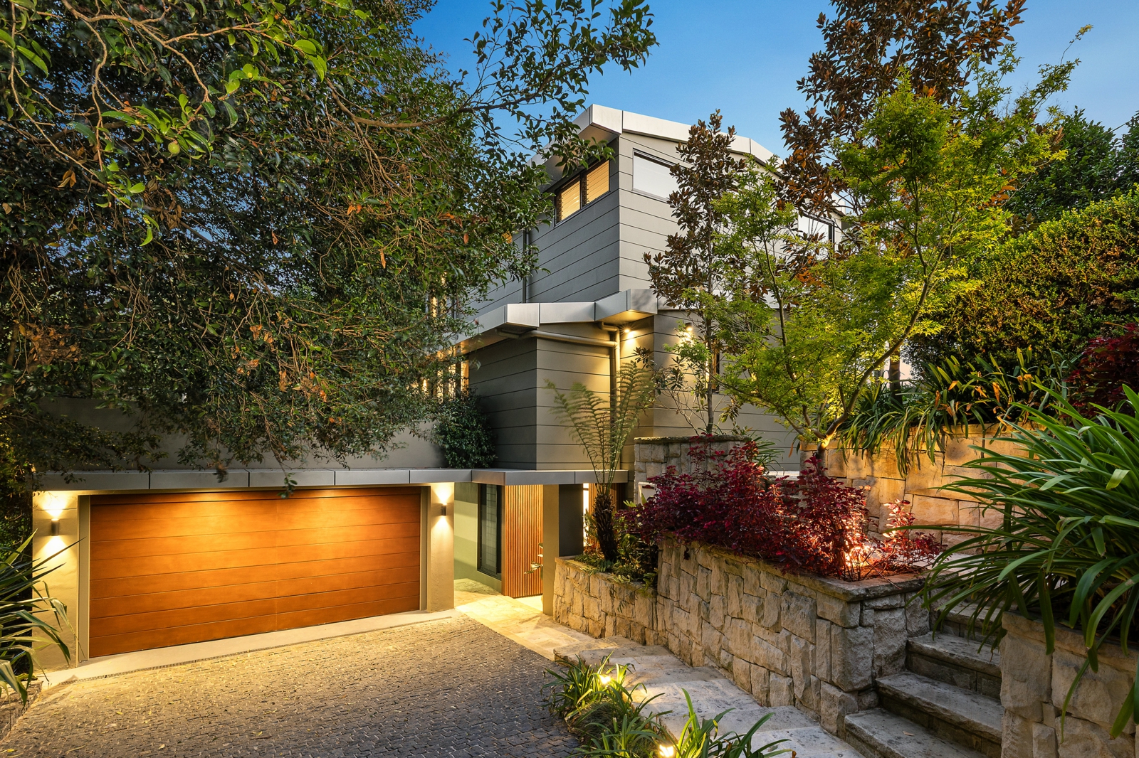 100 Sutherland Road
