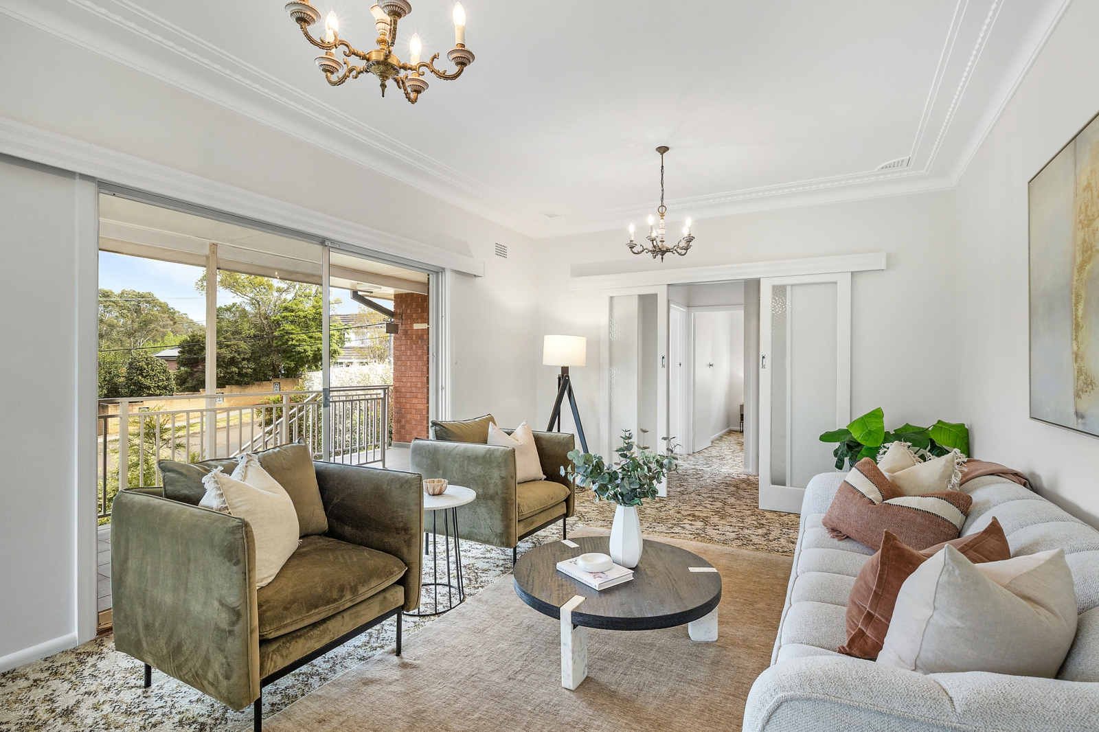 20 Karril Ave, Beecroft_lounge.jpg