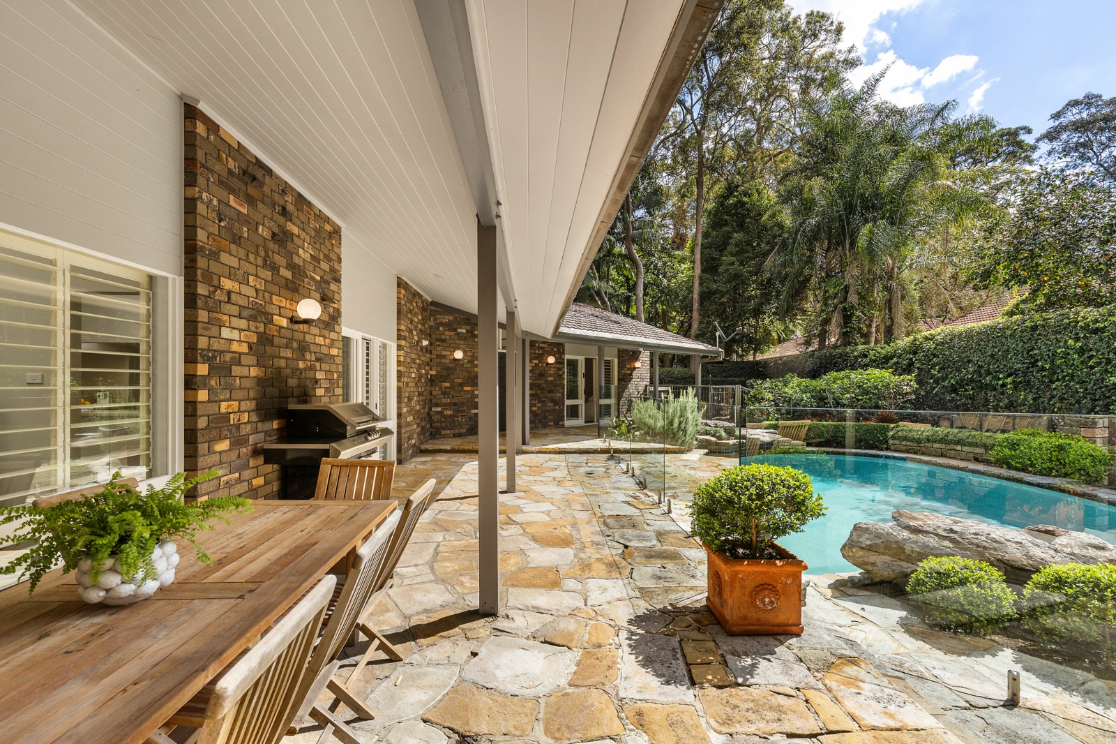 41A Hull Rd, Beecroft_pool 2.jpg
