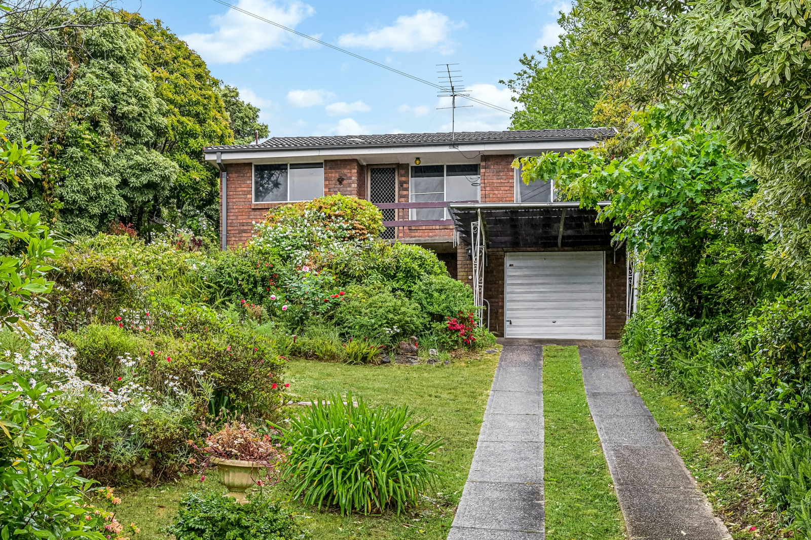 30 Flora Street, WENTWORTH FALLS