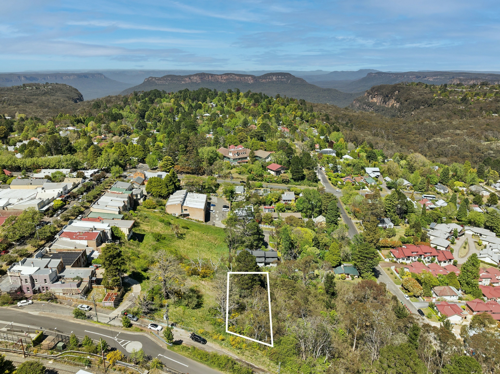 74 Railway Parade,Leura