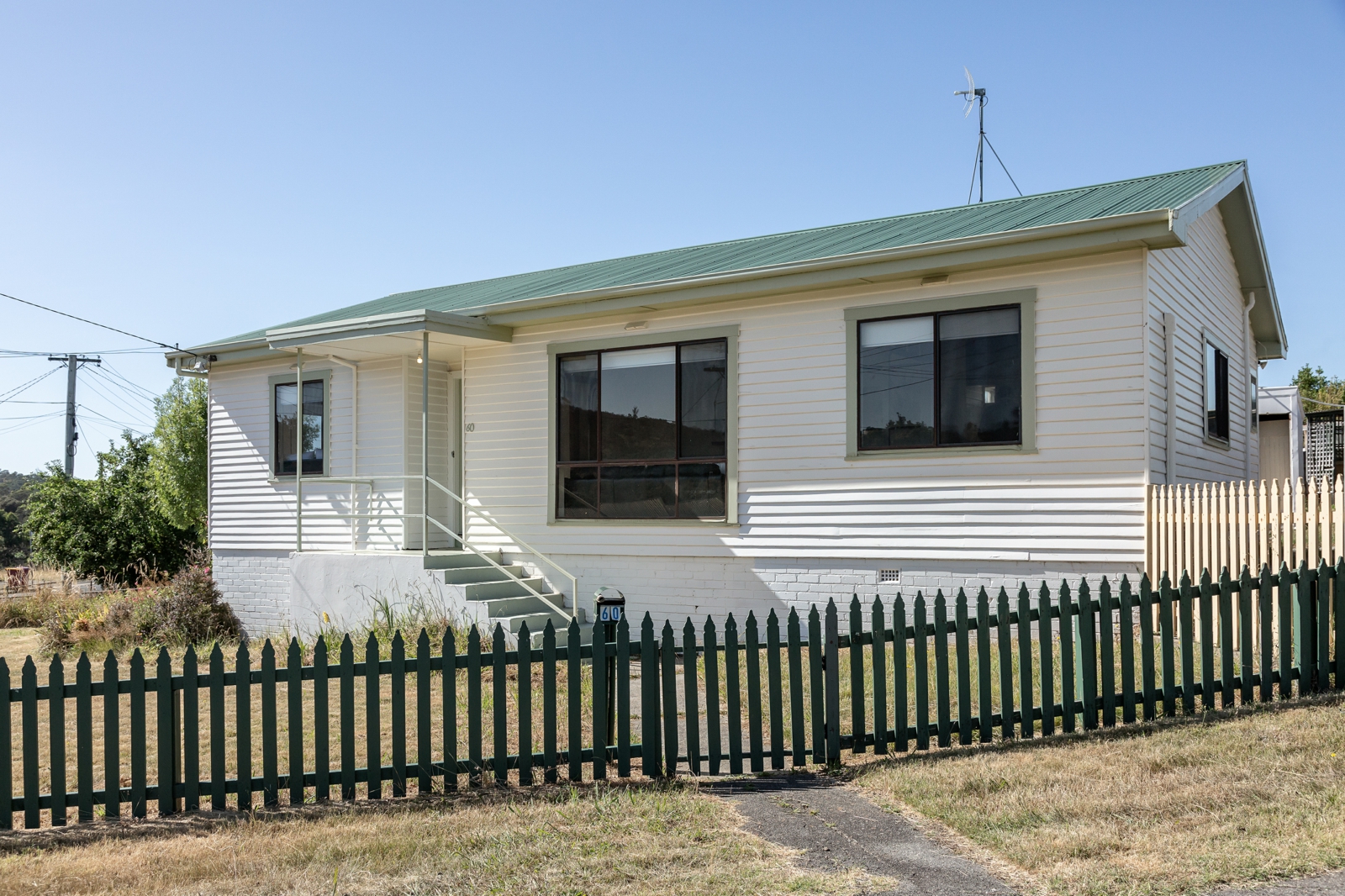 60 Hargrave Crescent, MAYFIELD