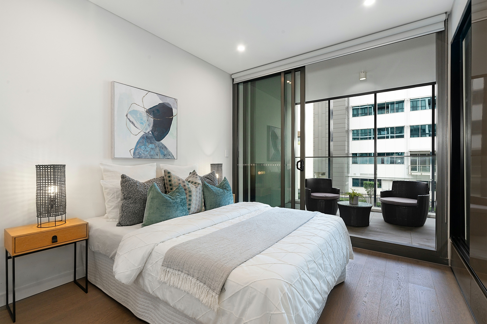Main Bed
