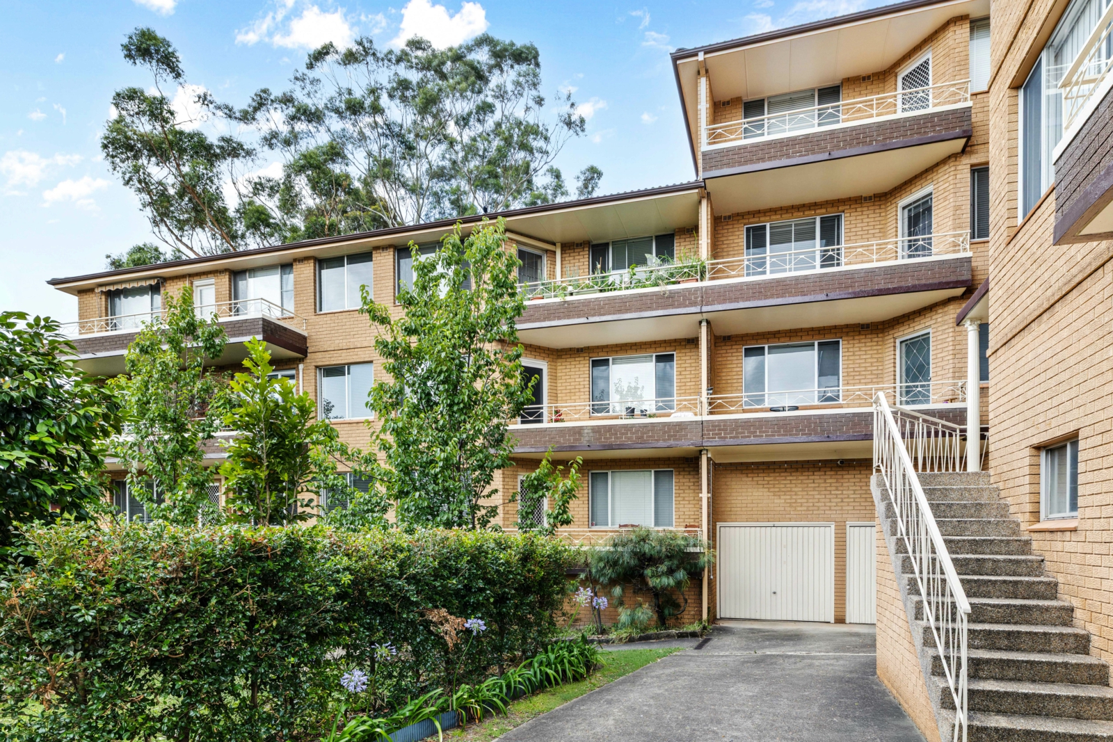 2/7-9 May Street, EASTWOOD
